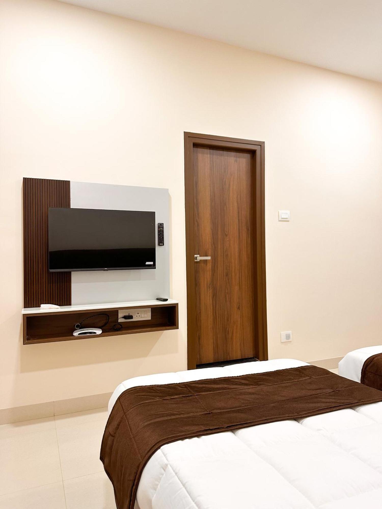 Tulip Homes Coimbatore Esterno foto