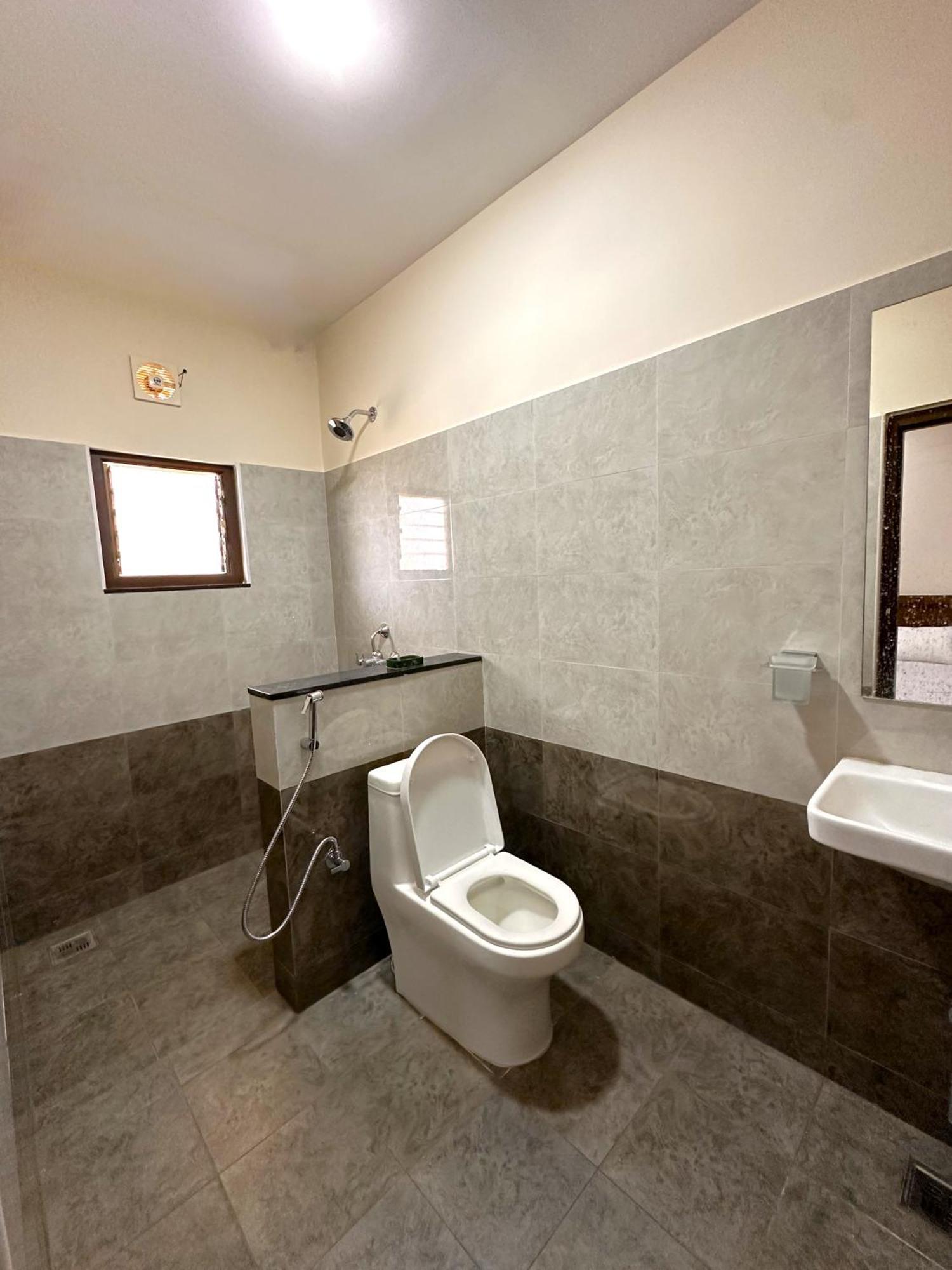 Tulip Homes Coimbatore Esterno foto
